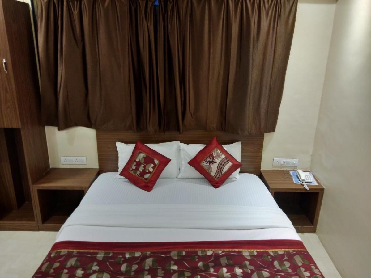 Rk Hotel-Near Grant Road Railway Station 孟买 外观 照片