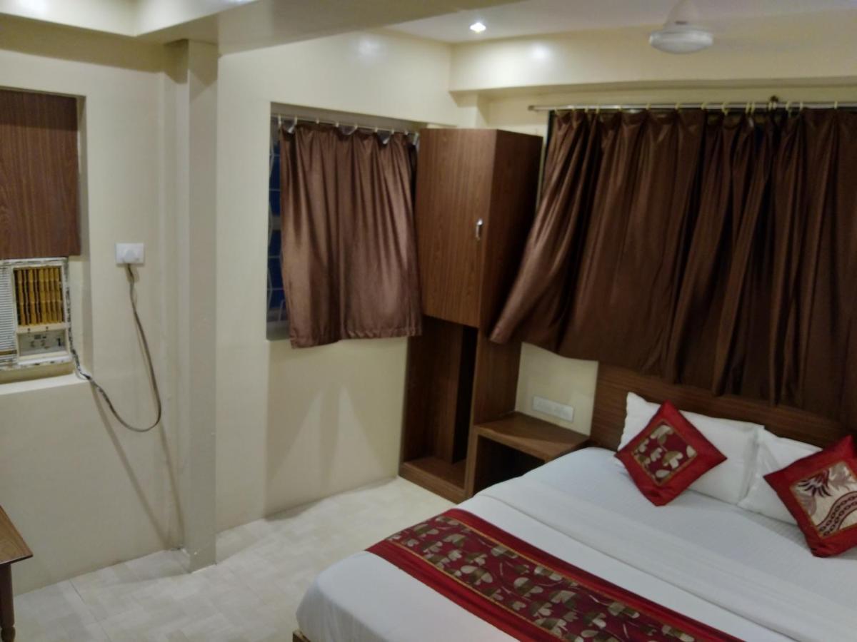 Rk Hotel-Near Grant Road Railway Station 孟买 外观 照片