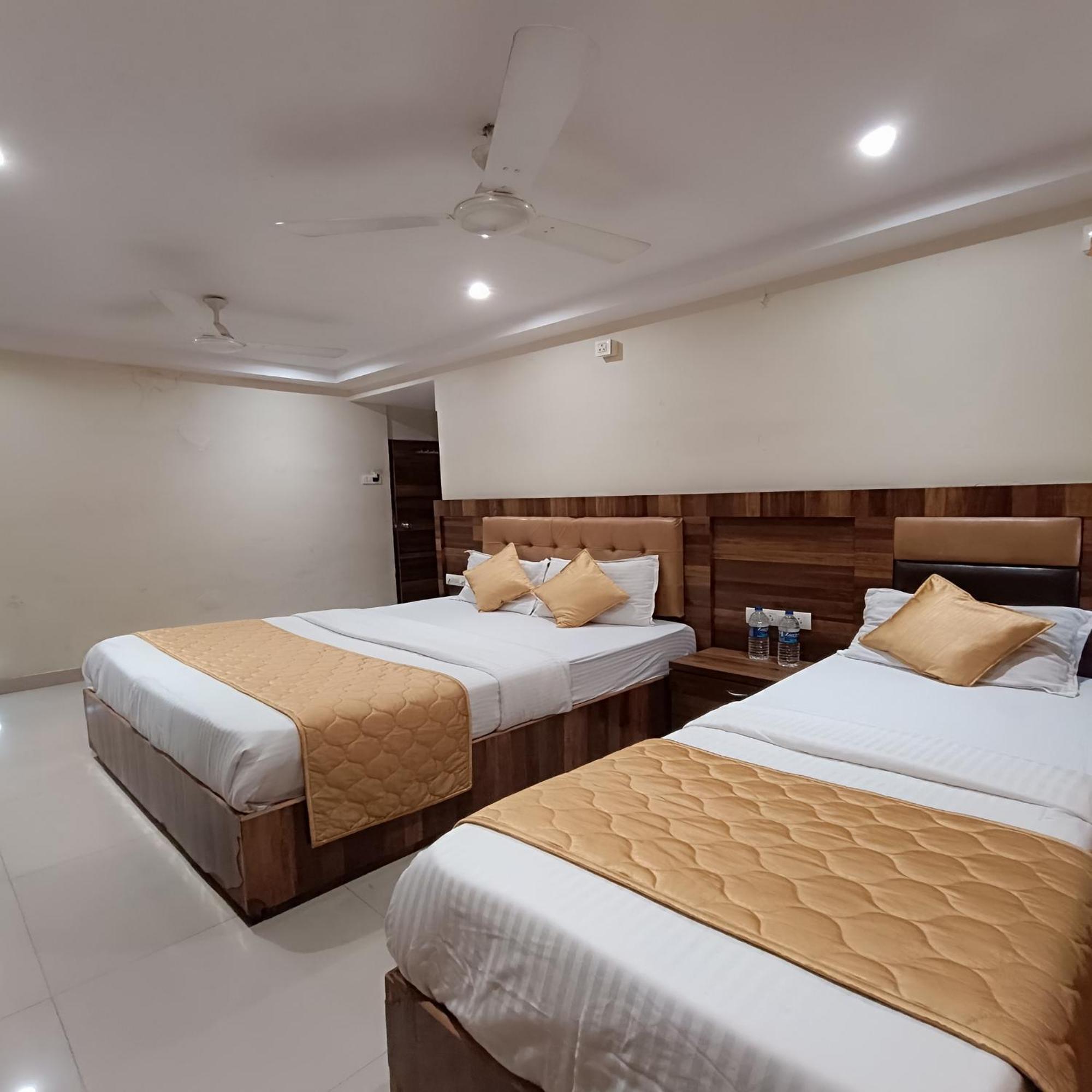Rk Hotel-Near Grant Road Railway Station 孟买 外观 照片